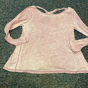 Cyrus Criss Cross top sz. XL